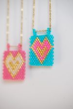 Colar Bead Love